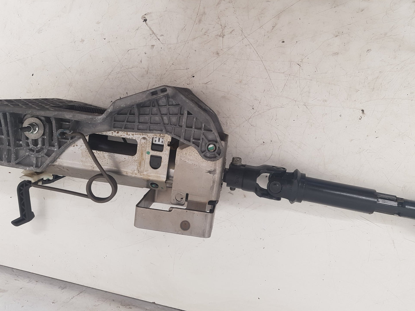 2010 - 2012 Saab 9-5  Saloon Steering Column 13355936