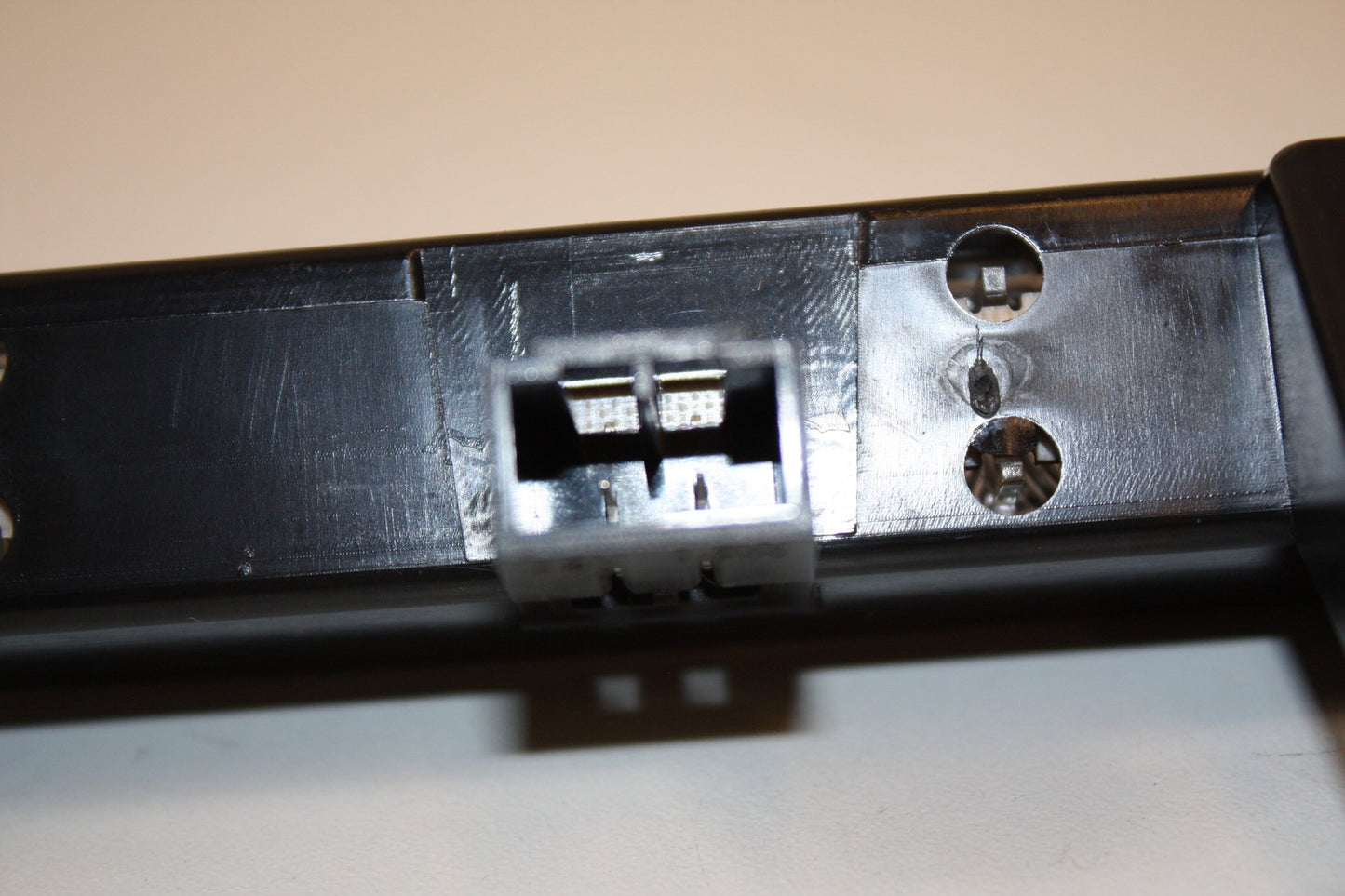 2007 - 2013 Volvo V70   High Level Stoplight 30678549