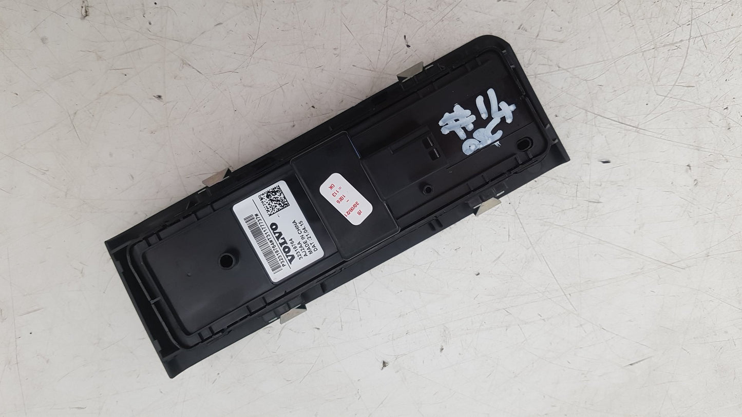 2017 - 2025 Volvo XC40 536 SUV Right Front Window Switch 31319764