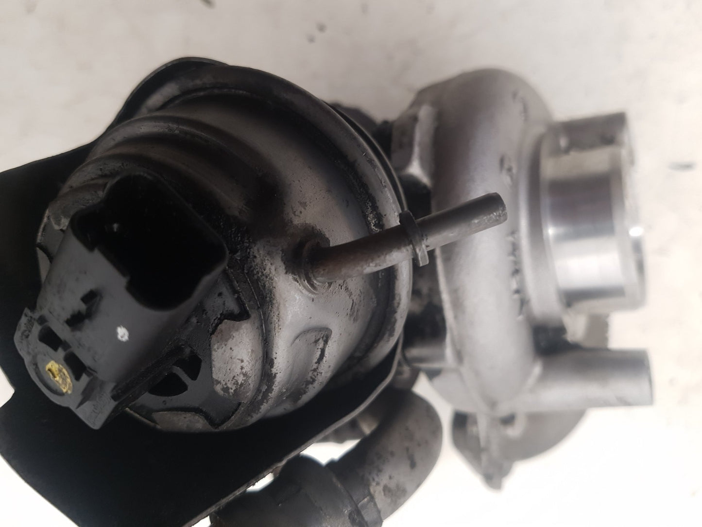 2012 - 2016 Volvo V40  Hatchback TURBO AND ACTUATOR 968612068006
