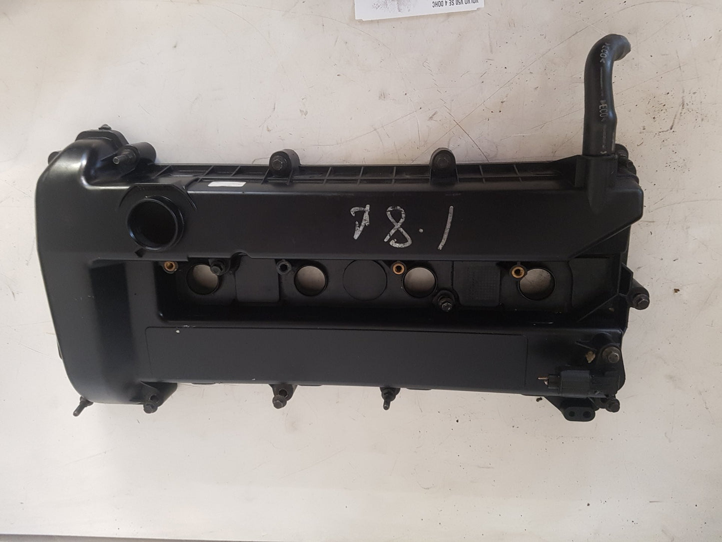2005 Volvo V50  Estate ROCKER VALVE COVER 4M5G6K272 HC
