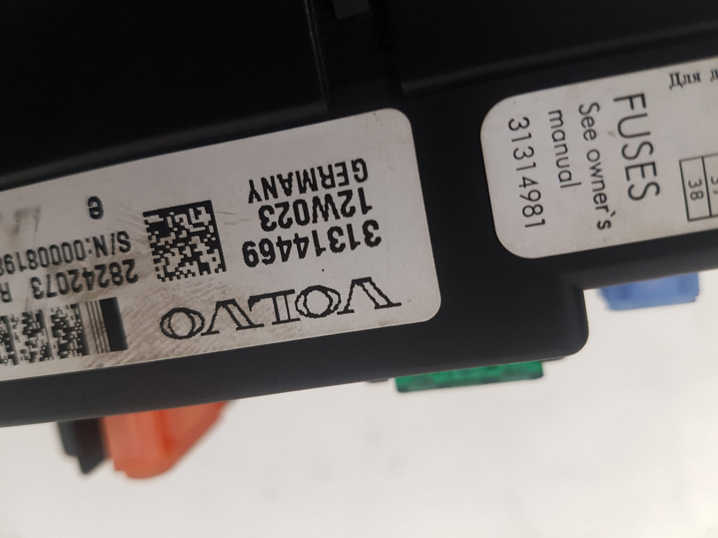 2003 - 2014 Volvo XC90 I 275 Estate REAR ELECTRONIC MODULE (REM) 31314469