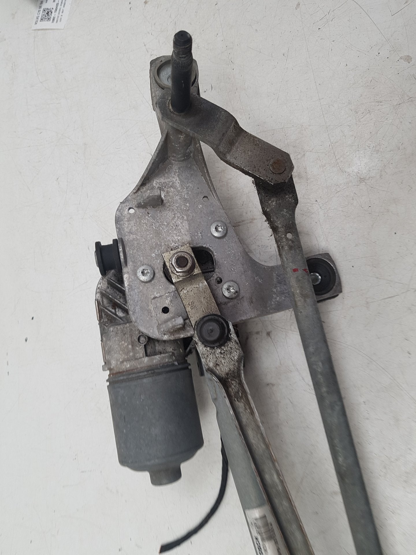 2008 - 2013 Volvo XC60 I 156 Estate WIPER MOTOR (FRONT) & LINKAGE 3397020953