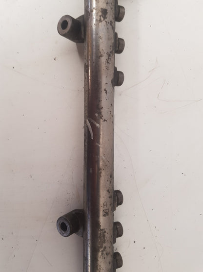 2009 - 2013 Volvo V60  Estate Injection Rail 0445215025
