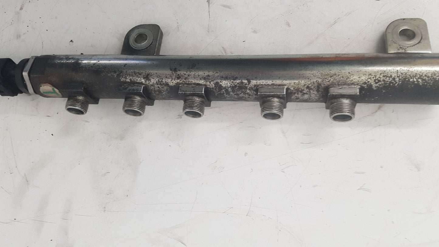 2005 - 2011 Saab 9-3  Estate Injection Rail 0445214095