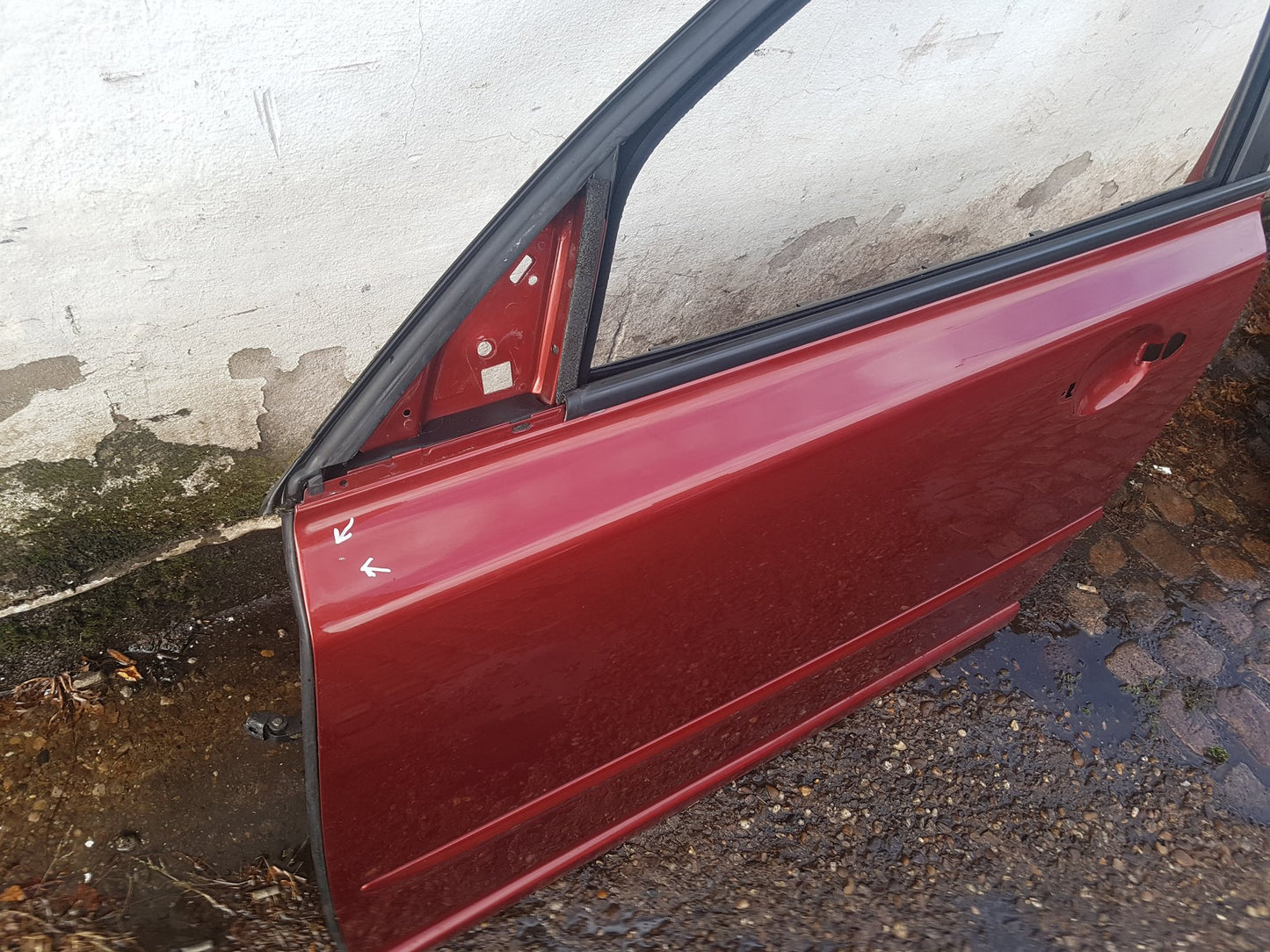 2004 - 2012 Volvo S40  Saloon DOOR - BARE (FRONT PASSENGER SIDE) 31335440