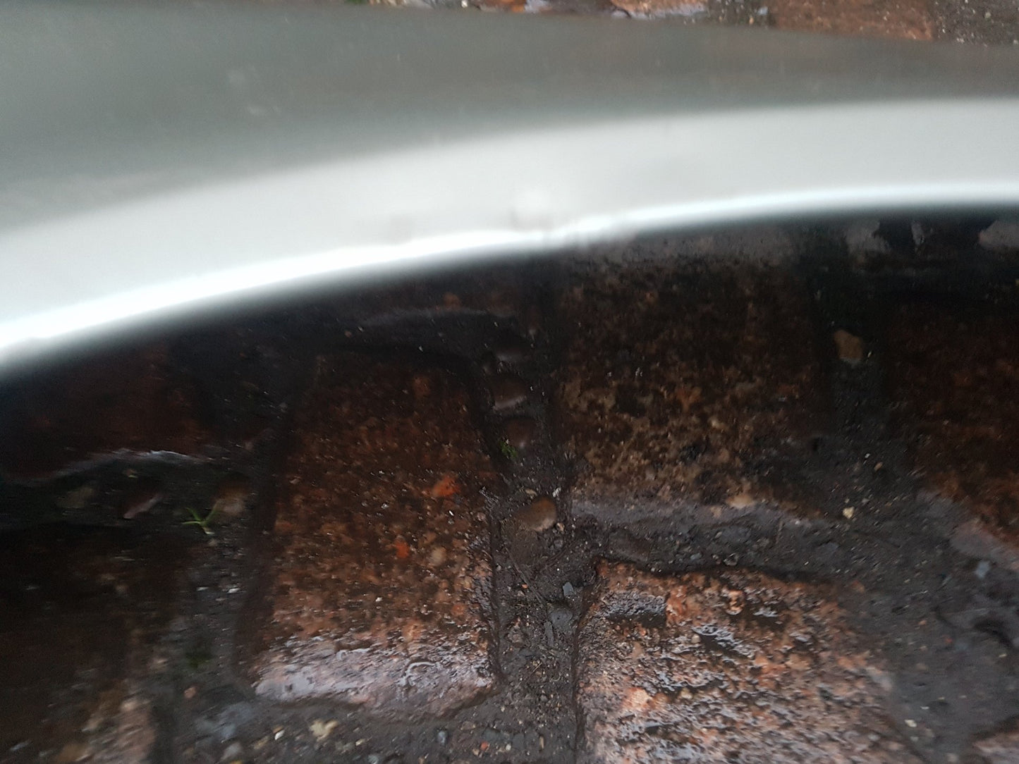 2008 - 2011 Volvo V70  Estate Right Front Guard