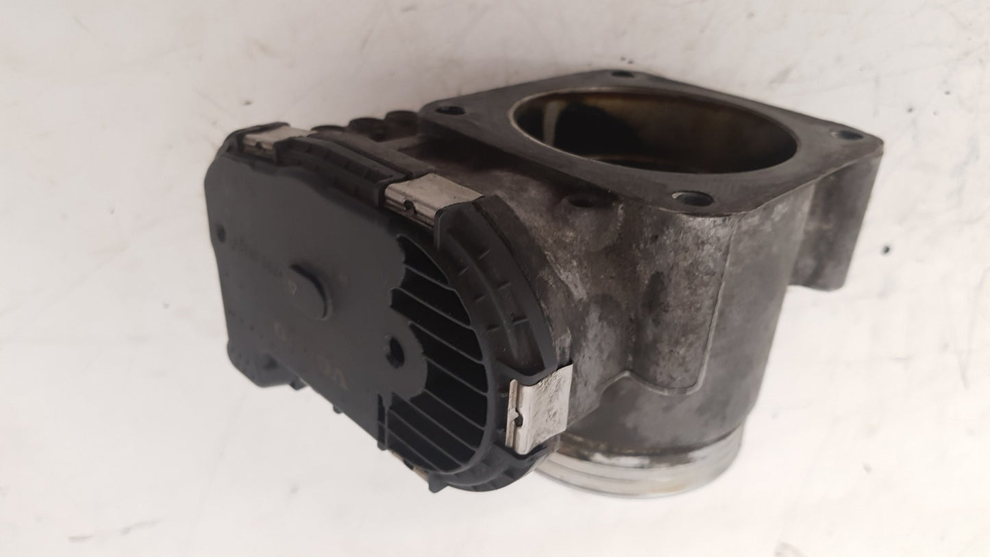 2005 Volvo S60  Saloon Throttle Body 8677866 30650013 30711553 0 280 750 103 0280750103