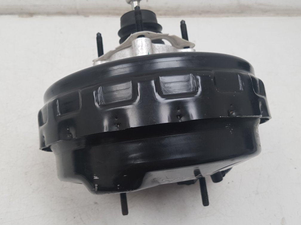 2012 - 2016 Volvo V40  Hatchback Brake Booster 31329275