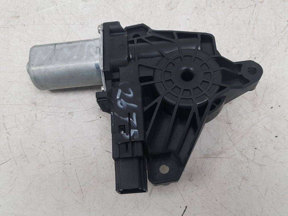 2012 - 2017 Volvo V40  Hatchback WINDOW REG MOTOR (PASSENGER SIDE REAR) 968741-101