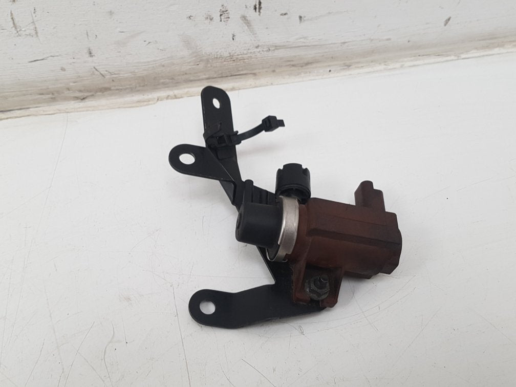 2001 - 2004 Volvo S40  Saloon TURBO BOOST CONTROLLER PA66 GF35