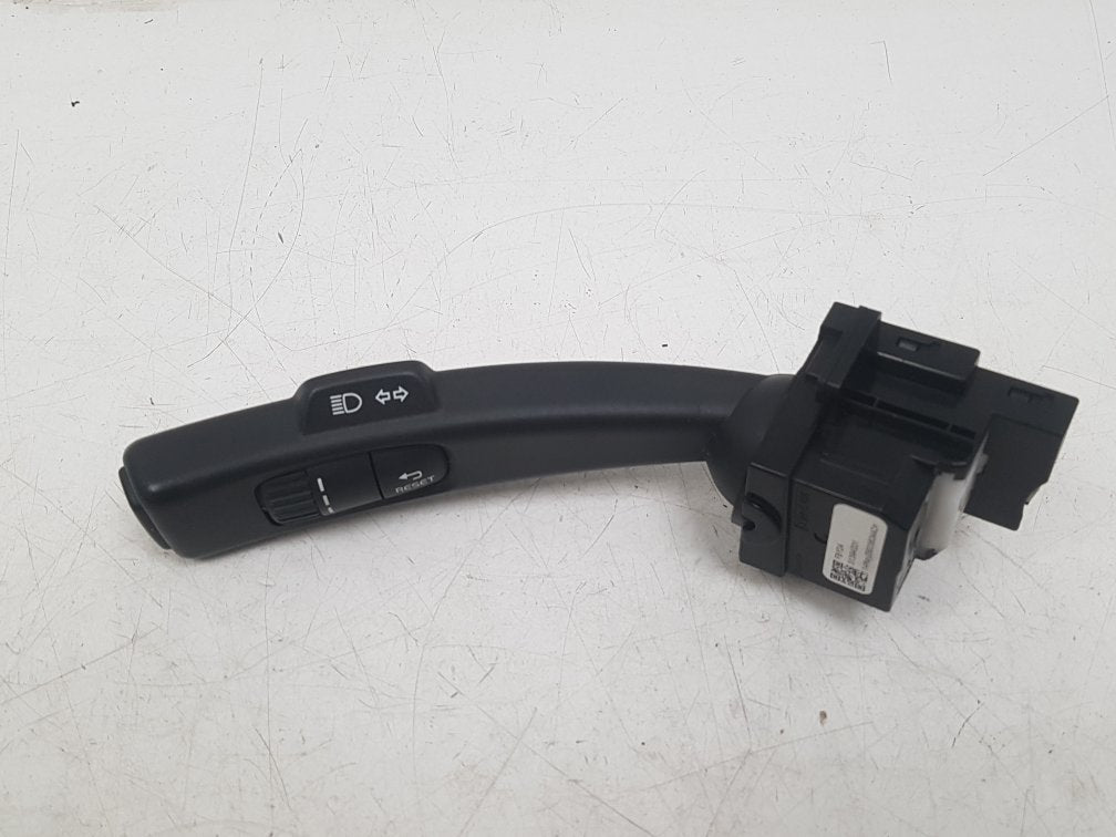 2013 - 2015 Volvo V60  Estate Indicator Stalk 31394001