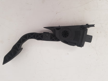 2013 Volvo V40  Hatchback Accelerator Pedal 31280596