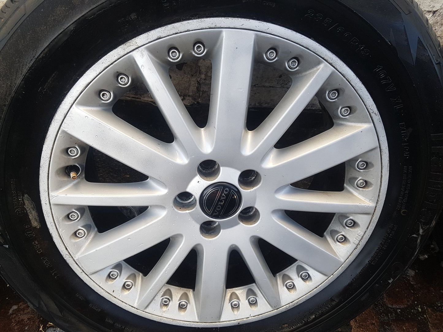 2002 - 2006 Volvo XC90  Estate Alloy Wheel Set 8694443