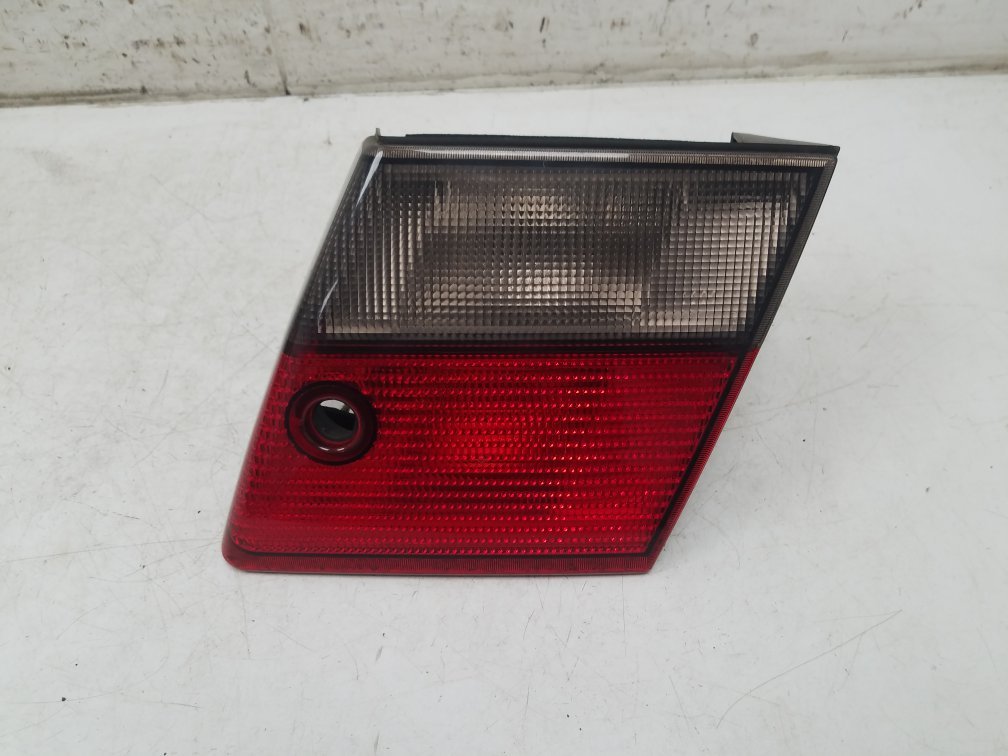 1997 - 2001 Saab 9-5   Right Taillight