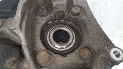 2000 - 2007 Volvo XC70  Estate Left Front Hub Assembly 30760714