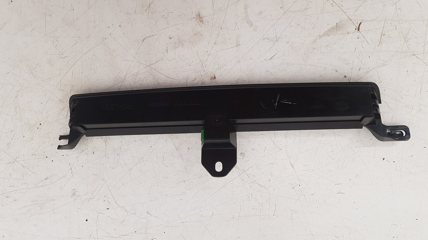 2001 - 2008 Volvo V70  Estate High Level Stoplight 8658948