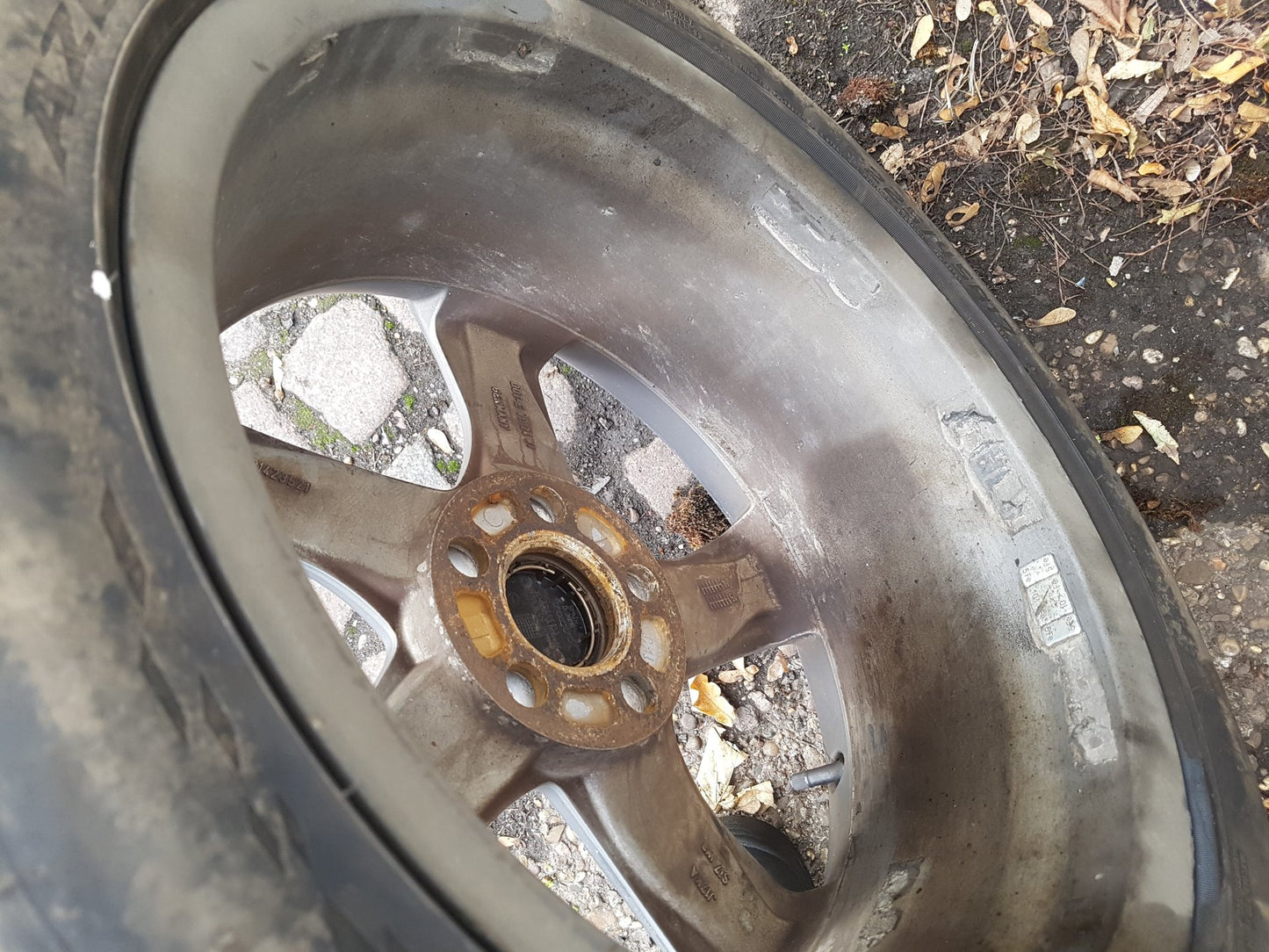 2012 - 2015 Volvo V40  Hatchback Alloy Wheel 31423521