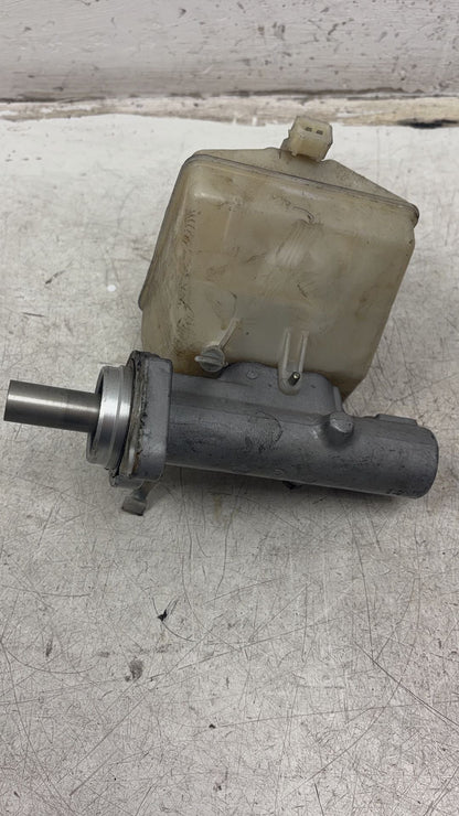 2007 - 2014 Volvo XC90  Estate Brake Master Cylinder 8683272