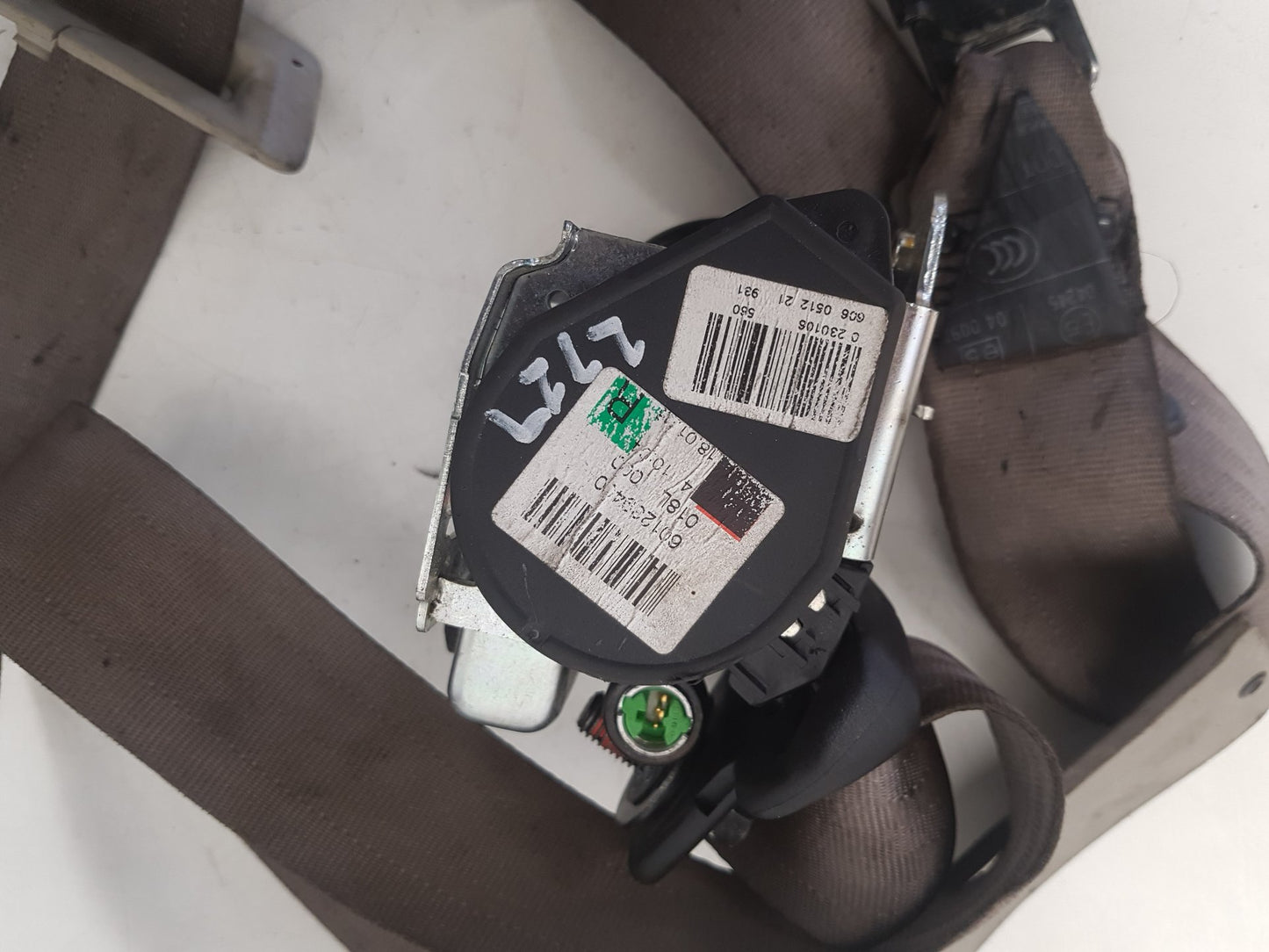 2002 - 2006 Volvo XC90  Estate Right Rear Seat belt 30661931