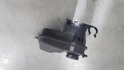 2005 - 2008 BMW 730Ld  Saloon Radiator Pressure Bottle 10617211
