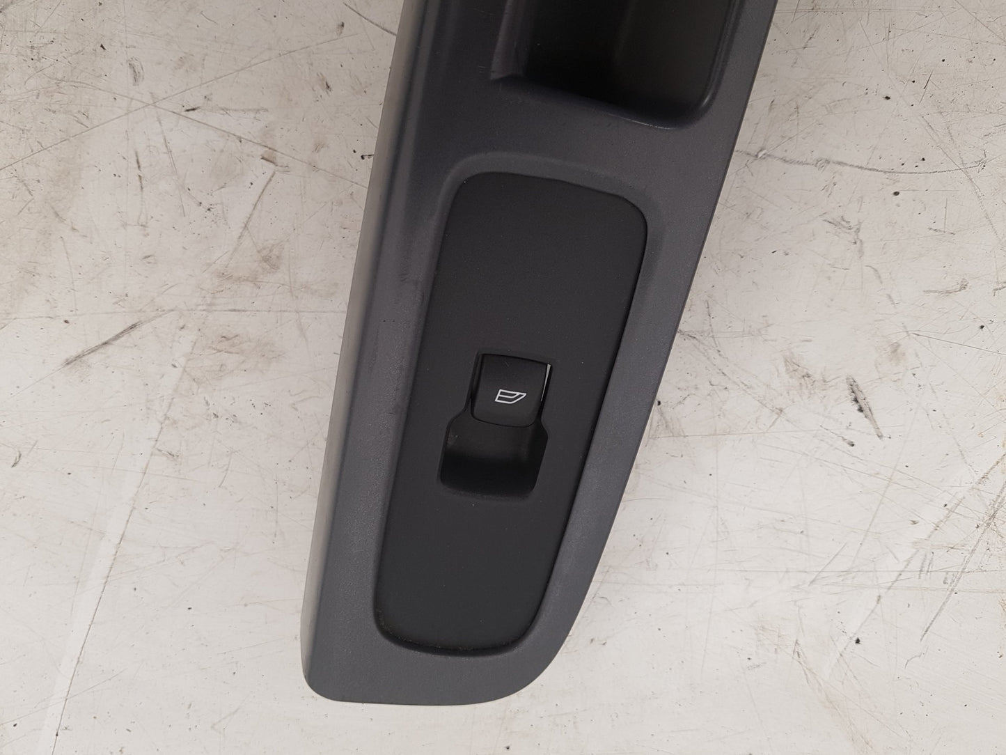 2005 - 2012 Volvo S40  Saloon Left Front Window Switch 31272012