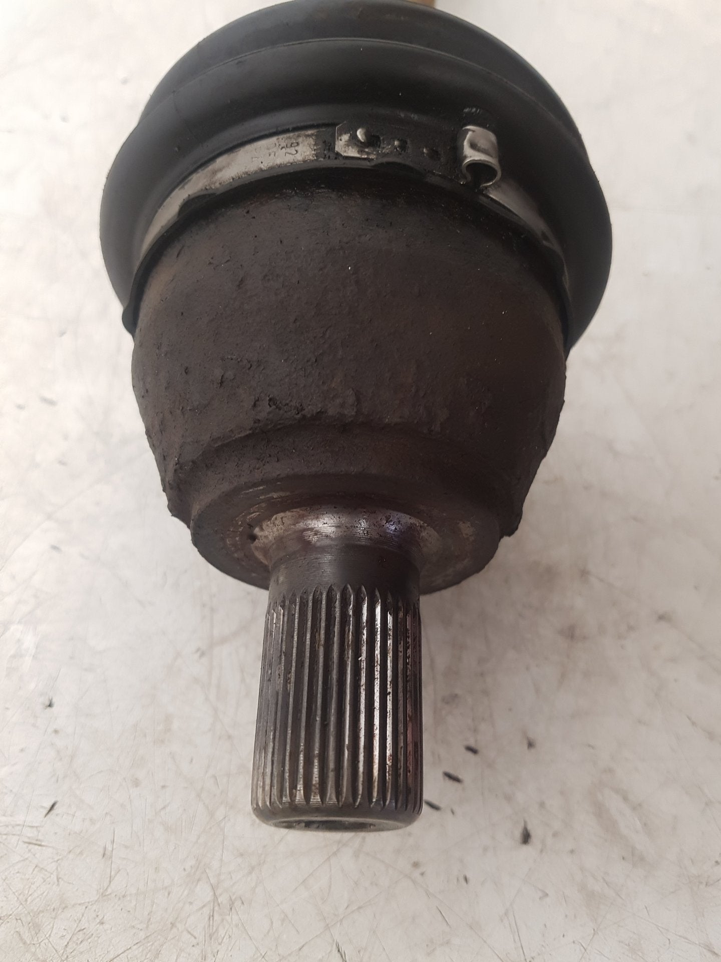 2006 - 2012 Volvo C30  Hatchback DRIVESHAFT - PASSENGER FRONT (MANUAL) (ABS) 455 GREY