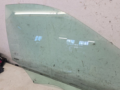 2017 - 2025 Volvo XC40 536 SUV Right Front Door Window