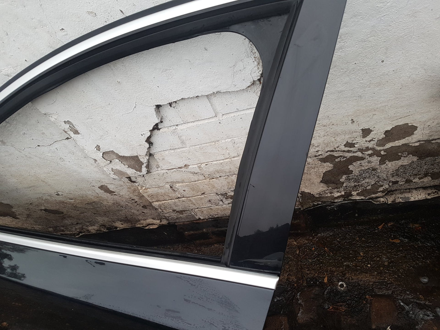2012 - 2015 Volvo V40  Hatchback DOOR - BARE (FRONT PASSENGER SIDE) 32321018
