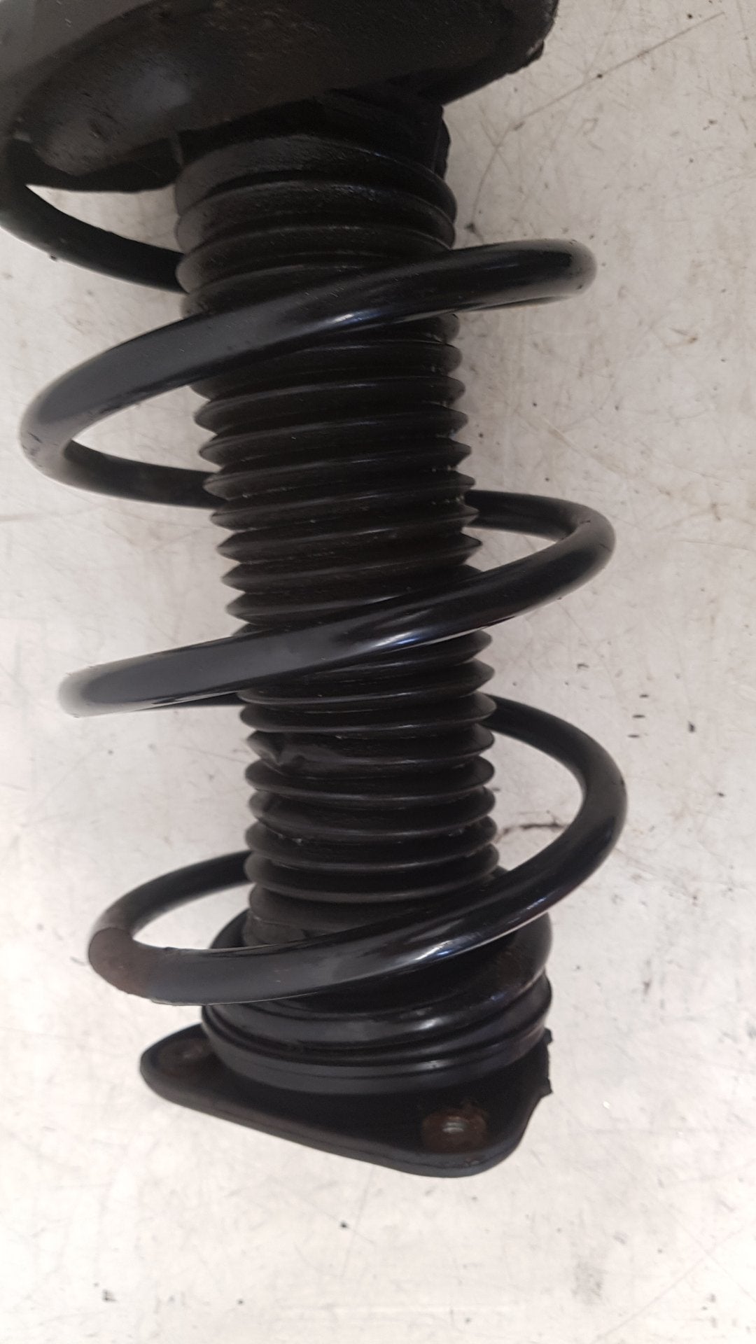 2009 Volvo C30  Hatchback Right Front Strut 6N51-18045