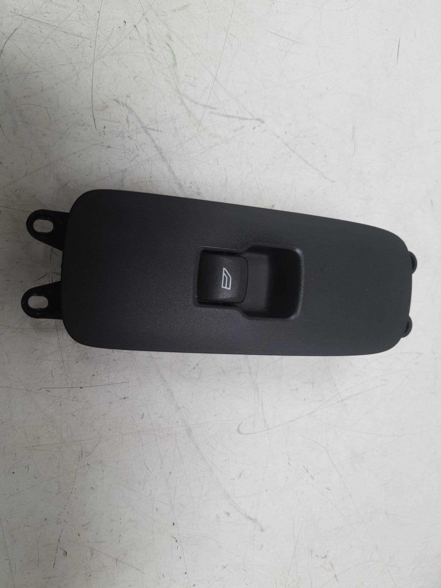 2010 - 2017 Volvo XC60  Estate Left Front Window Switch 31394850