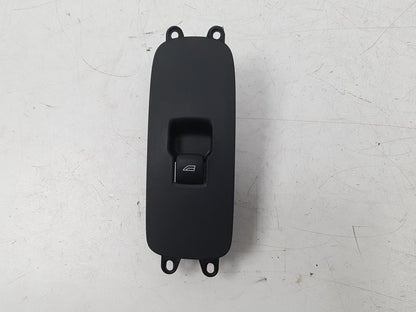 2010 - 2012 Volvo C30  Hatchback Left Front Window Switch 31272012
