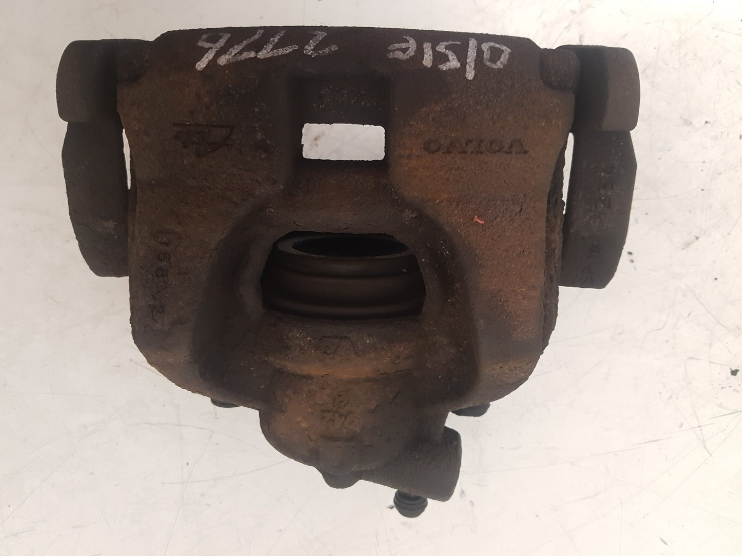 2012 Volvo S60  Saloon Right Front Caliper 8603754