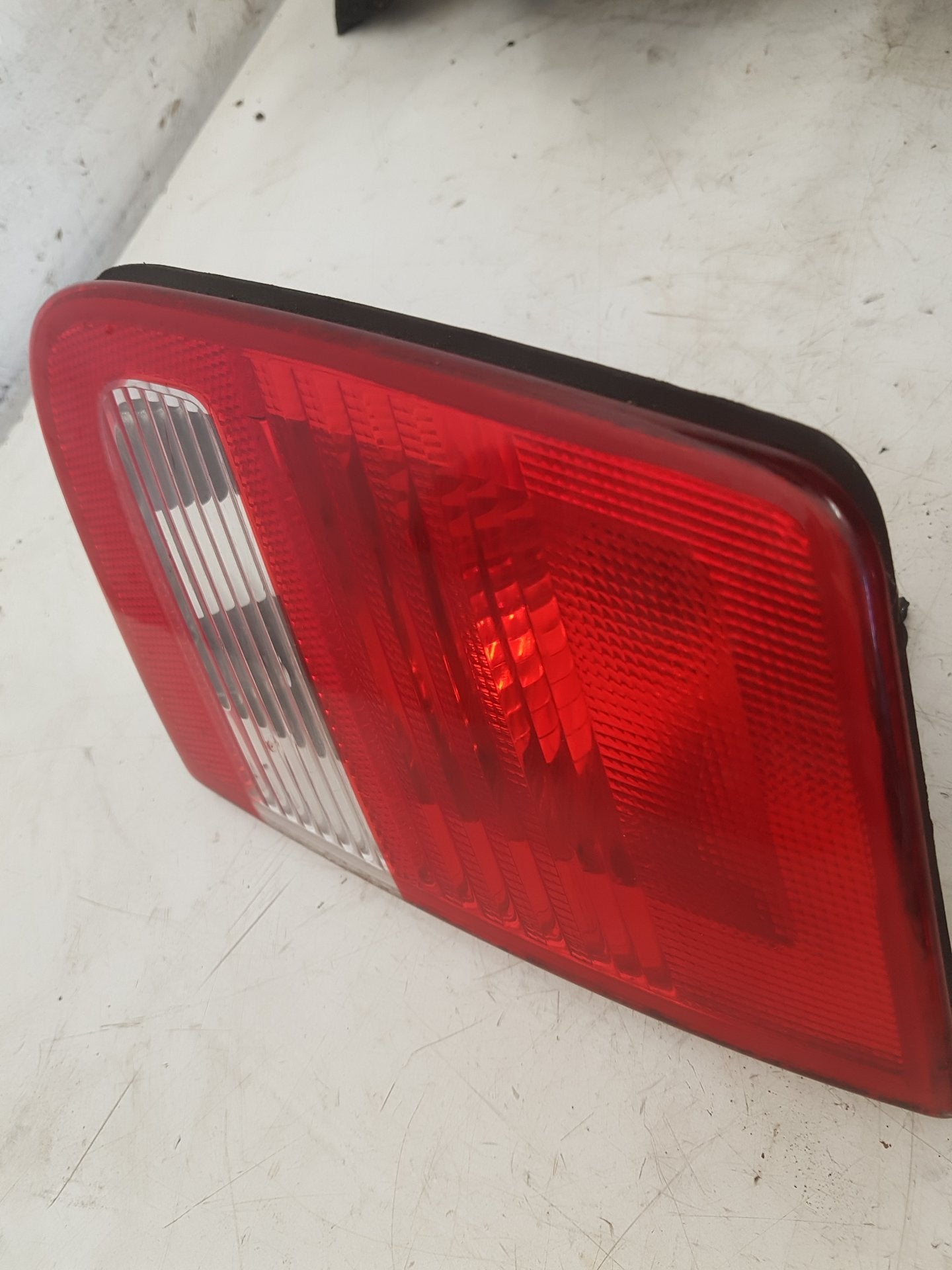 2003 - 2010 Saab 9-3  Saloon Right Taillight 12785766