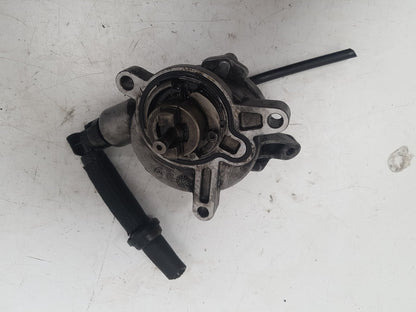 2004 - 2007 Volvo XC70  Estate Vacuum/Air Pump 30731825