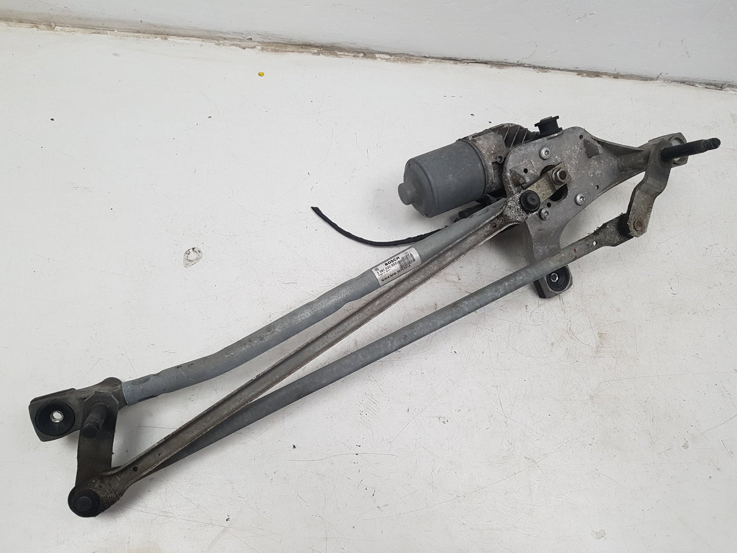 2008 - 2013 Volvo XC60 I 156 Estate WIPER MOTOR (FRONT) & LINKAGE 3397020953