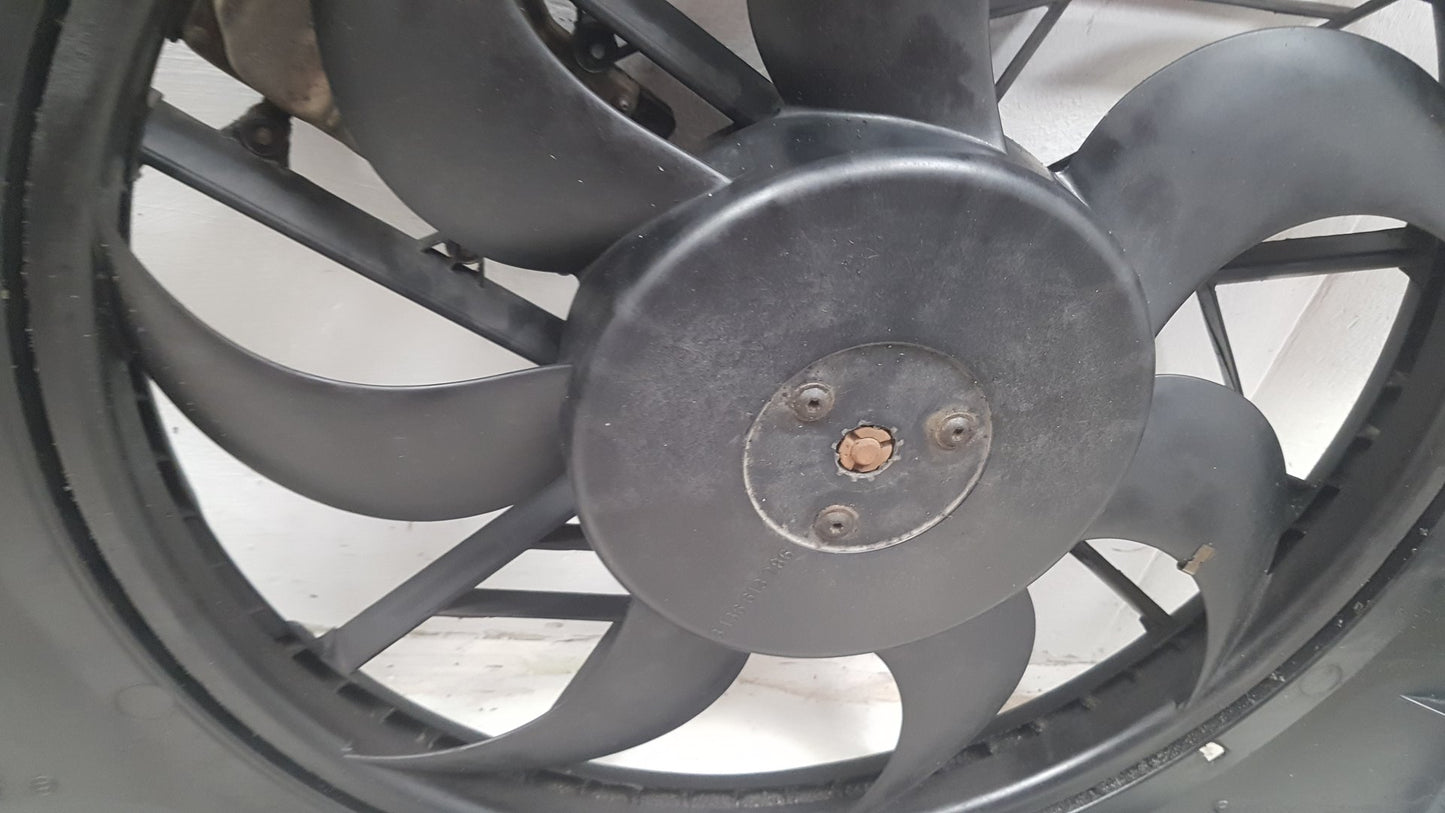 2005 Volvo V70  Estate RADIATOR FAN & COWLING (A/C CAR) 0132328081