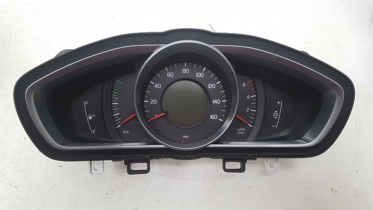 2013 Volvo V40  Hatchback Instrument Cluster 31314484