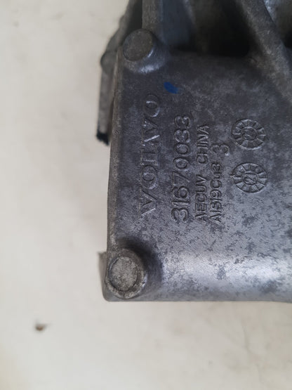 2017 - 2025 Volvo V90 235, 236 Estate Right Engine Mount 31670033
