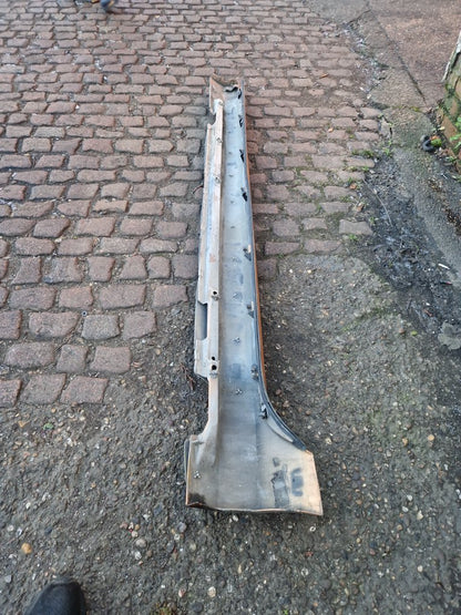 2010 - 2015 Volvo S60   Right Side Skirt BRONZE 704