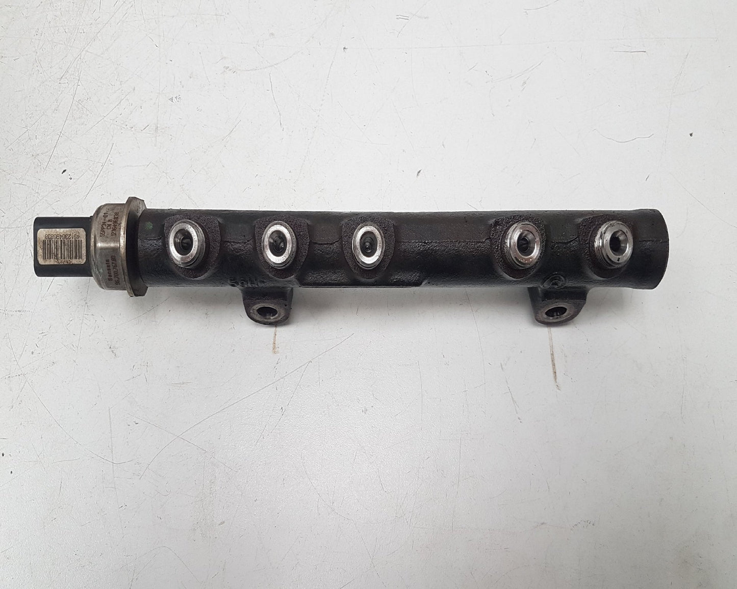 2012 - 2017 Volvo V40  Hatchback Injection Rail 968529758002