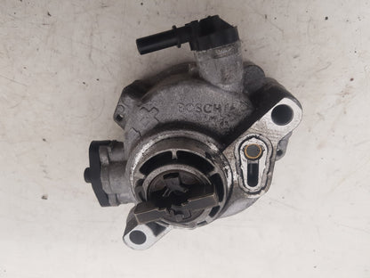 2012 - 2016 Volvo V40  Hatchback Vacuum/Air Pump 9804021880