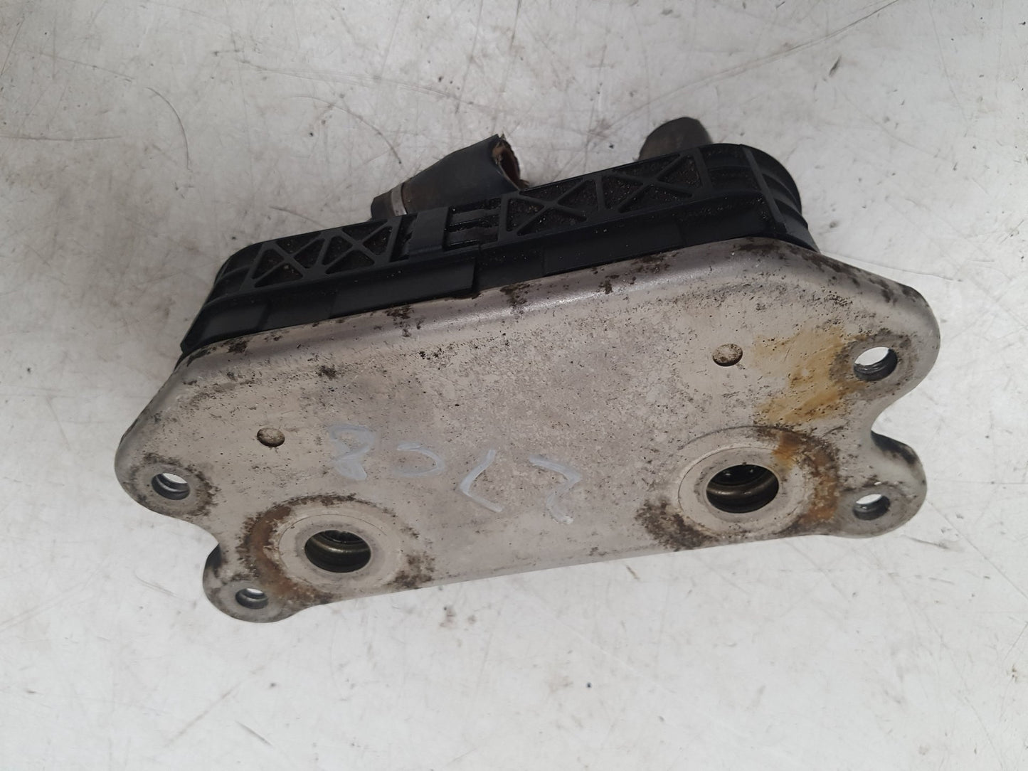 2007 Volvo C70  Convertible Engine Oil Cooler 30774483