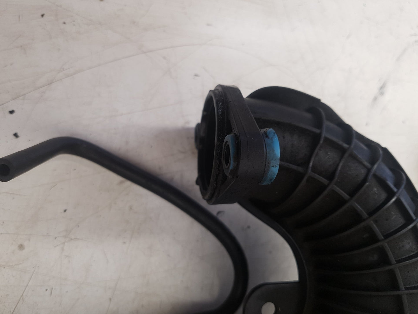 2006 - 2012 Volvo C30  Hatchback INTAKE PIPE