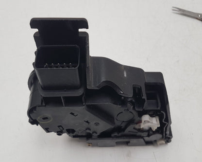 2004 - 2012 Volvo V50   Estate Right Rear Door Lock Actuator 30753673