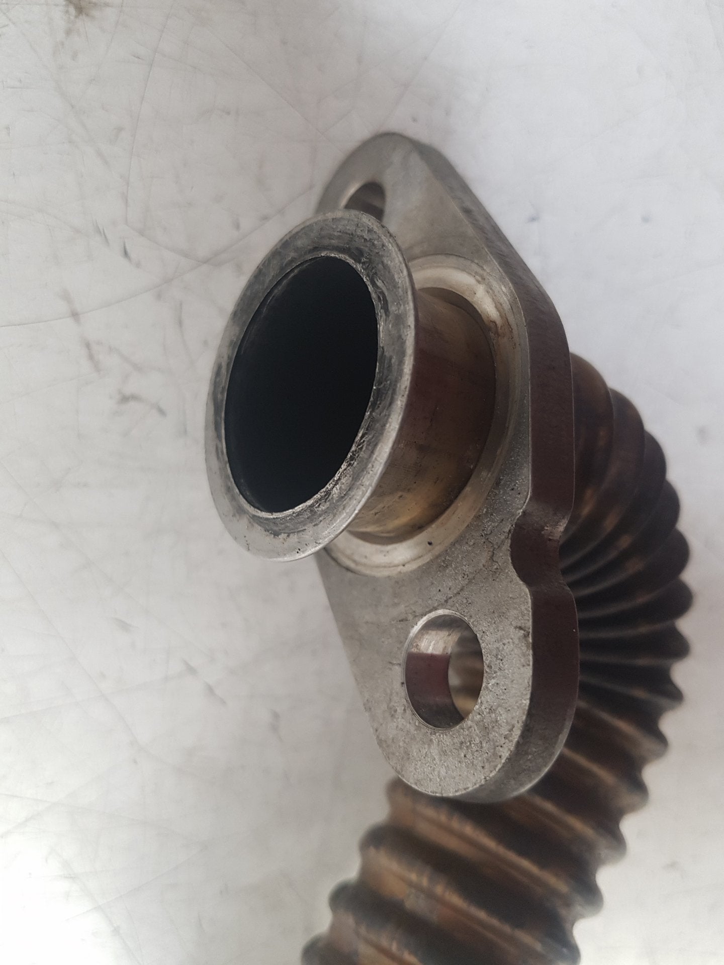 2010 - 2016 Volvo S80  Saloon EGR Pipe 31293257