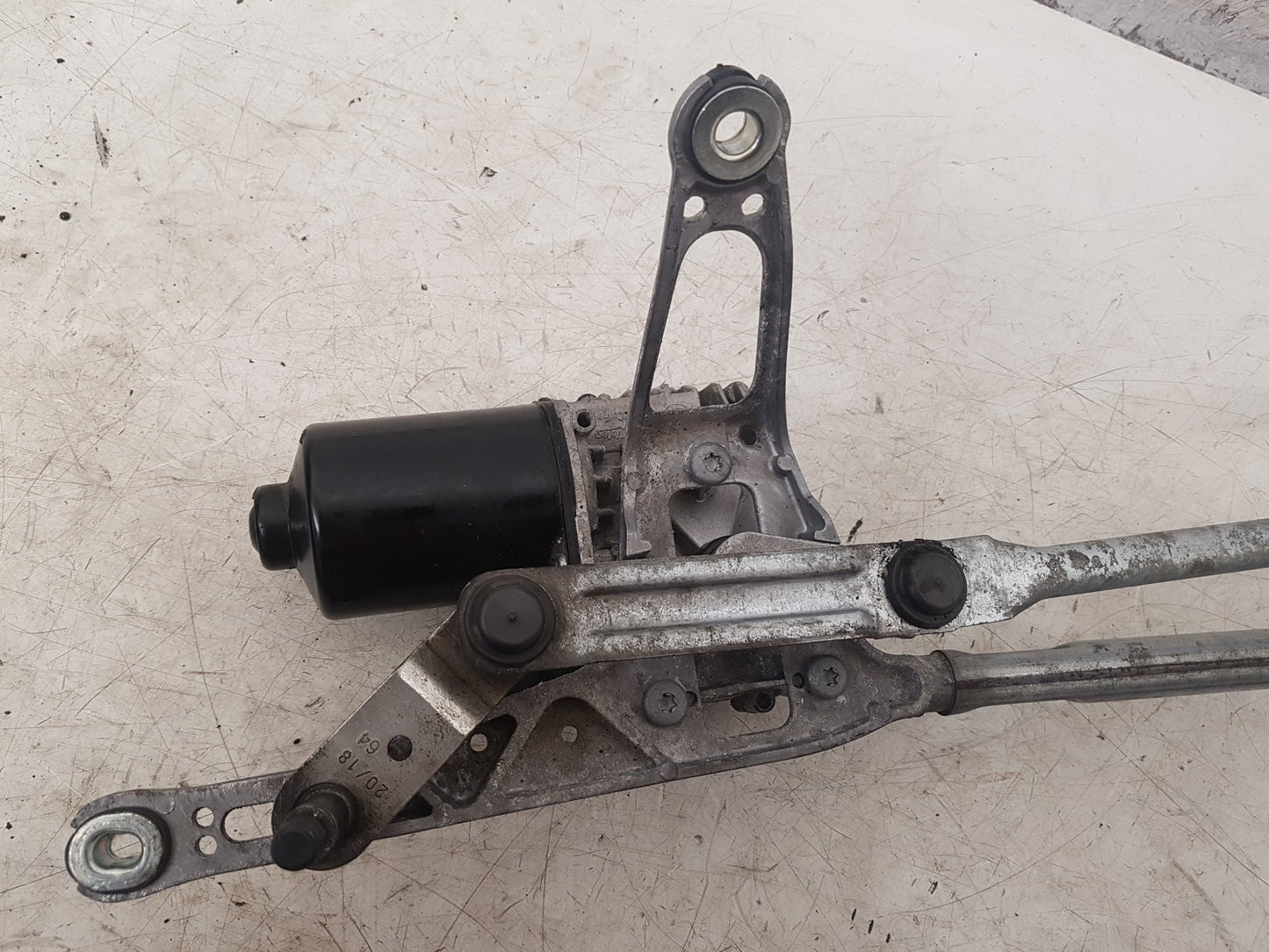 2017 - 2026 Volvo V60 II 225 Estate WIPER LINKAGE AND MOTOR 30747590