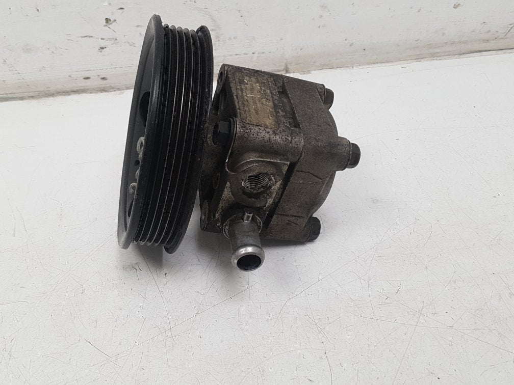 1999 - 2000 Volvo V70   Power Steering Pump 8251734