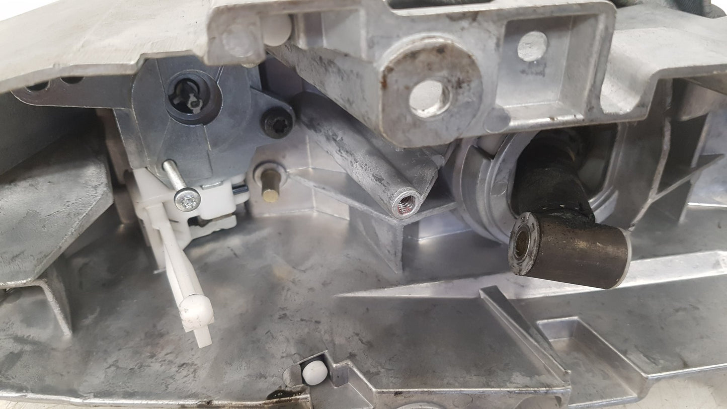 2004 Saab 9-5  Estate Gear Lever