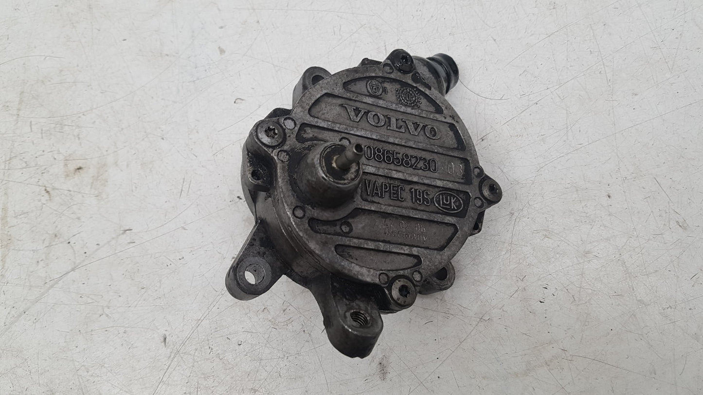 2001 - 2010 Volvo S60  Saloon Vacuum/Air Pump 8658230